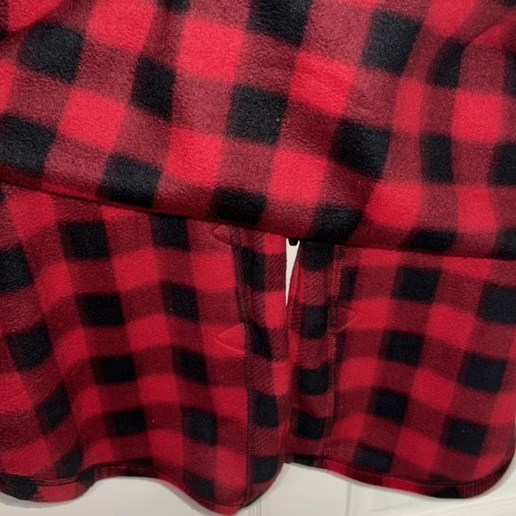 EUC goodlad one size red & black shoulder cover with color plaid look 36” seam - Picture 8 of 8